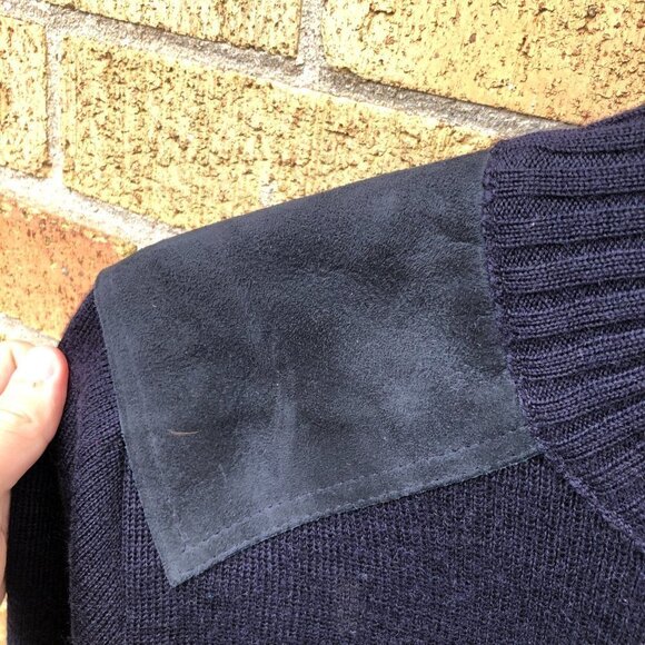 Vintage Burberrys 100% Pure New Wool Sweater Small - Picture 9 of 10